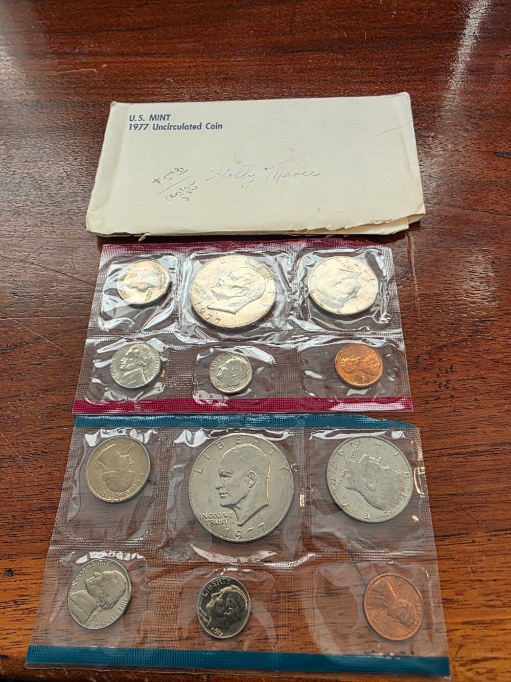 1977 U.S. MINT UNCIRCULATED COIN SET